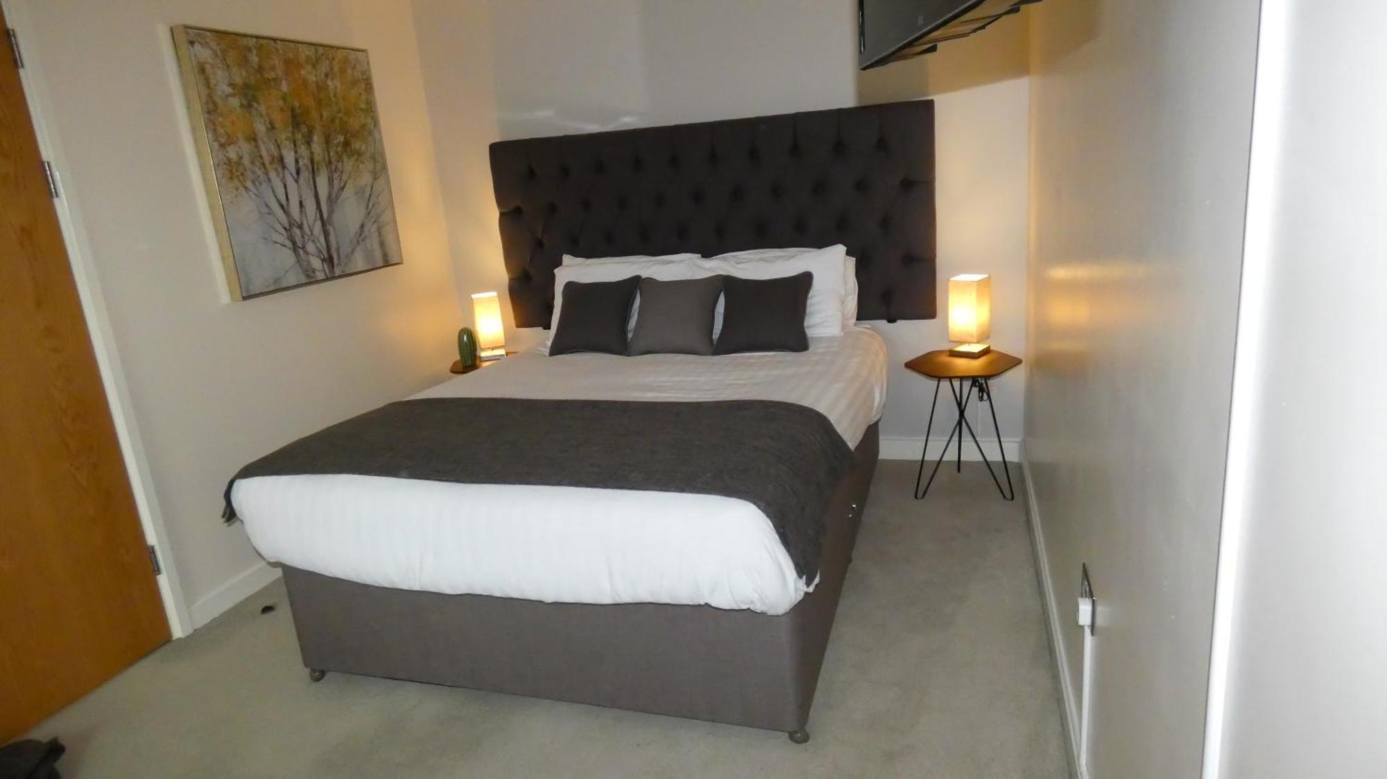 Three Bedroom Townhouse With Parking Telford Rom bilde