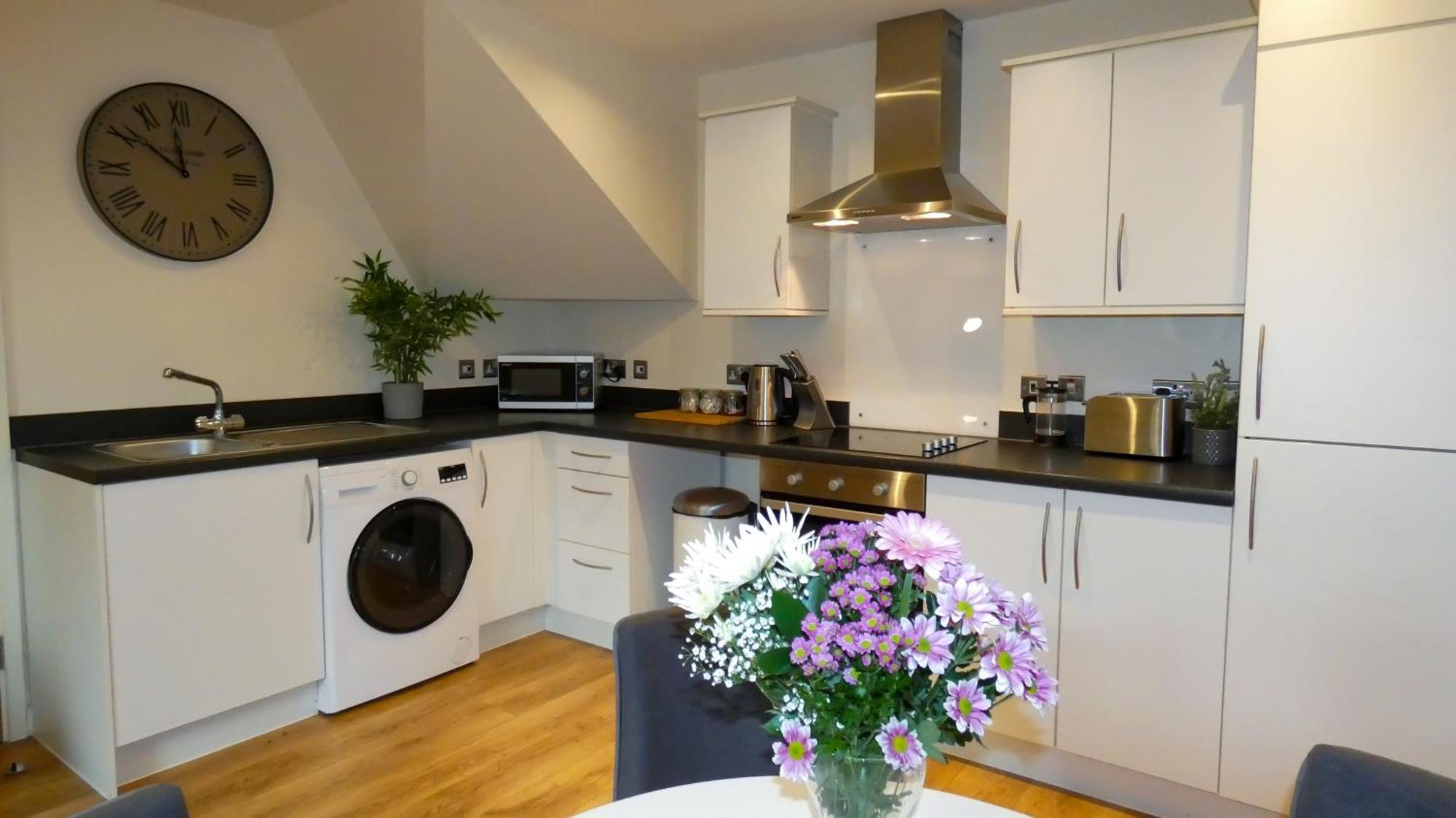 Three Bedroom Townhouse With Parking Telford Rom bilde