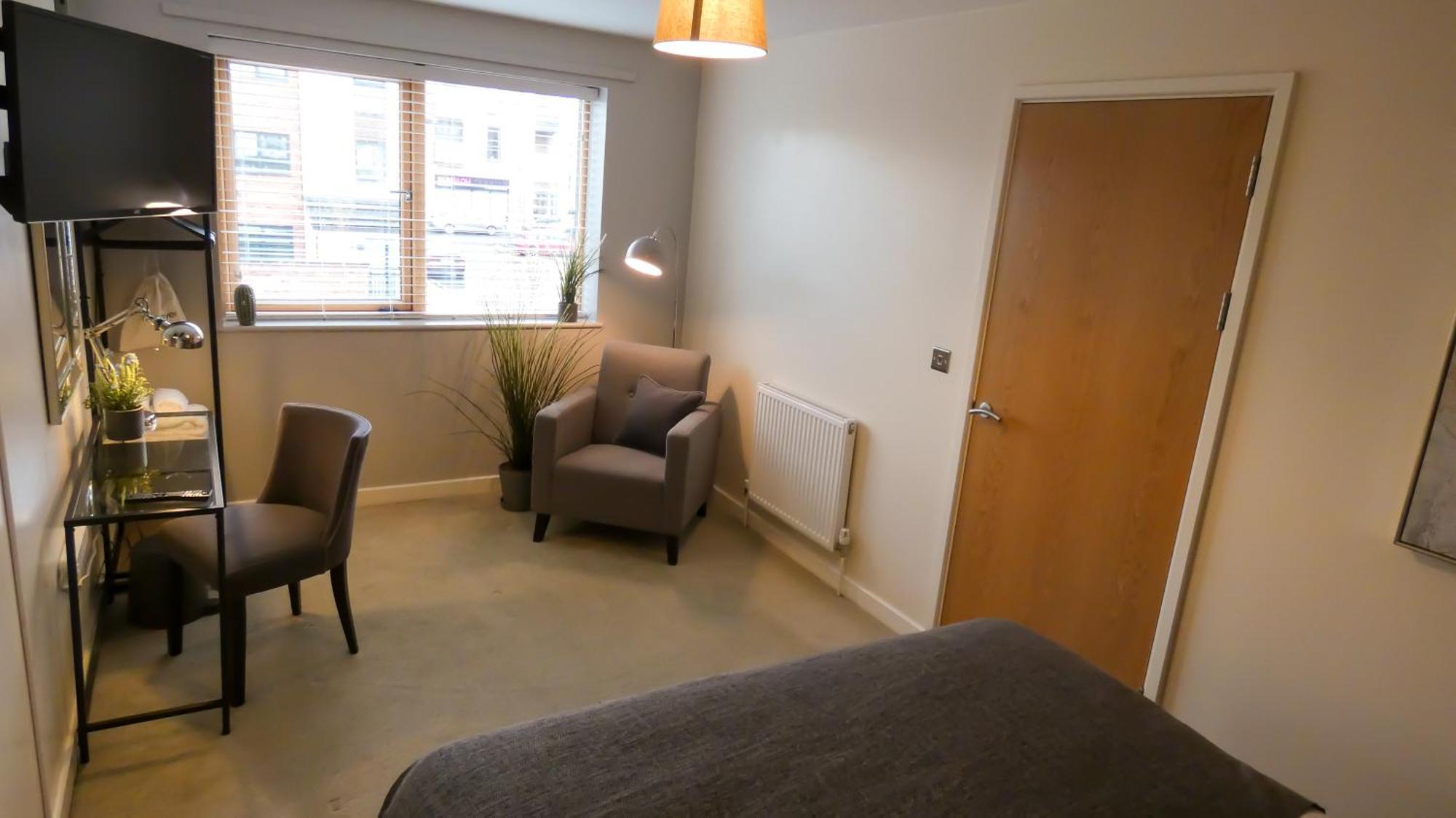 Three Bedroom Townhouse With Parking Telford Rom bilde